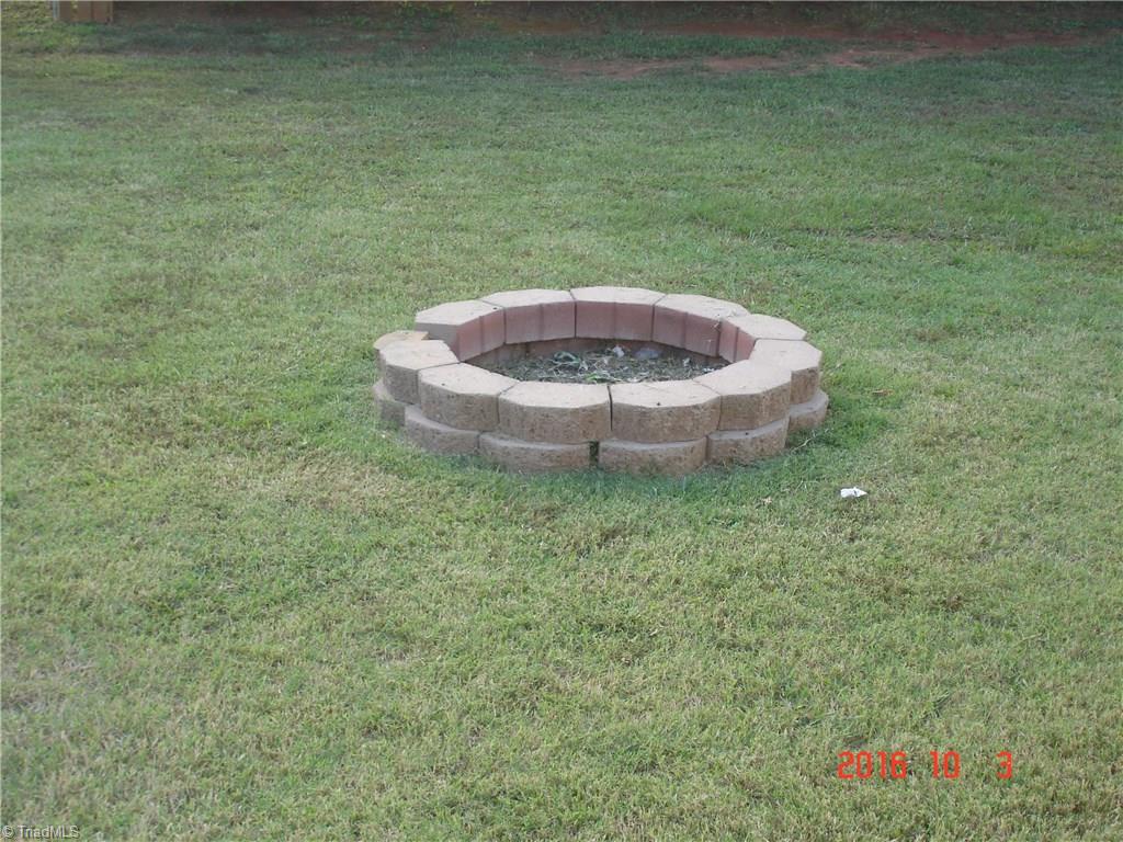1407 William Fowler Road King, NC 27021 - Photo 23 of 25