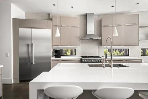 $4,700,000 | 3703 Wroxton Road, West University Place, TX 77005