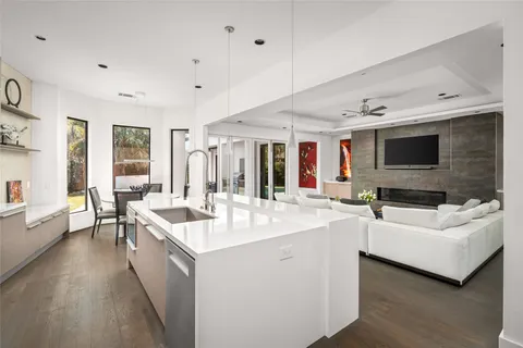 $4,700,000 | 3703 Wroxton Road, West University Place, TX 77005