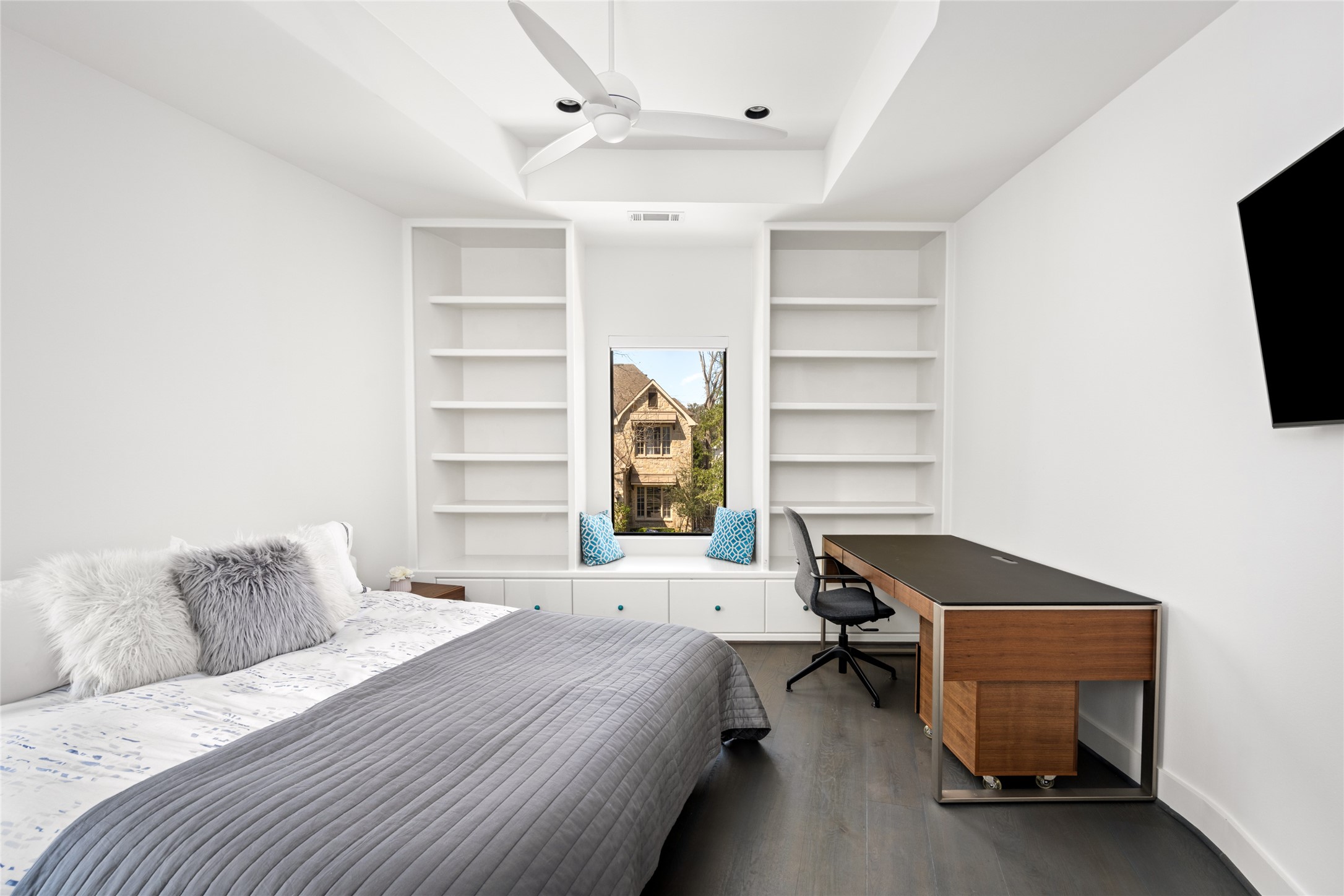 3703 Wroxton Road West University Place, TX 77005 - Photo 32 of 50 One of Four Secondary bedrooms
