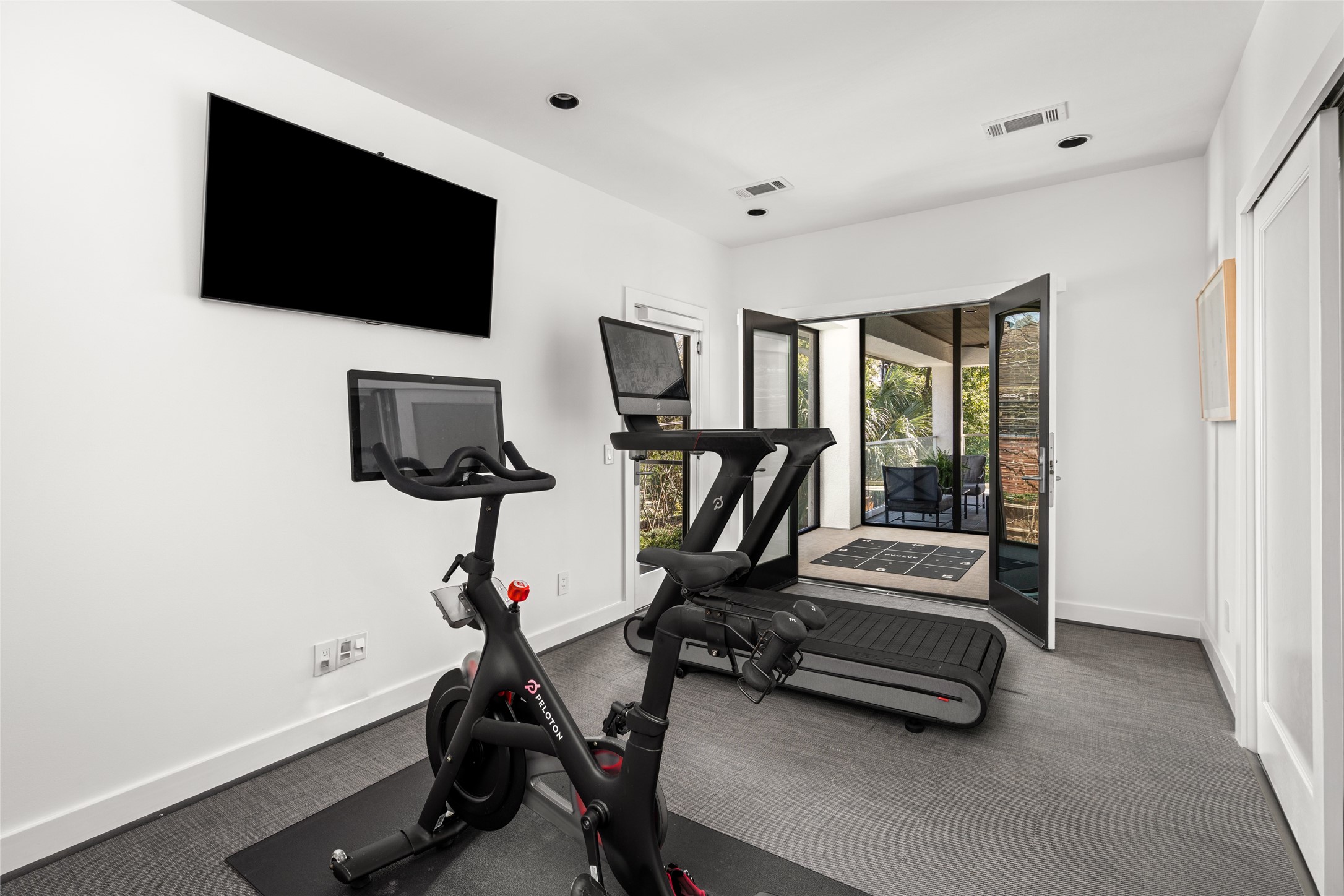 3703 Wroxton Road West University Place, TX 77005 - Photo 35 of 50 Home gym space ideal for fitness enthusiasts