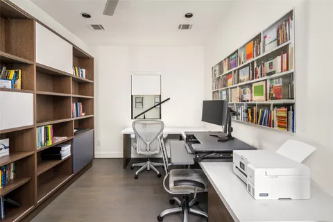 $4,700,000 | 3703 Wroxton Road, West University Place, TX 77005