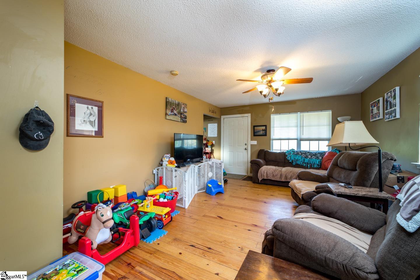 681 Cowford Bridge Road Spartanburg, SC 29302 - Photo 9 of 33 Gallery Image 9