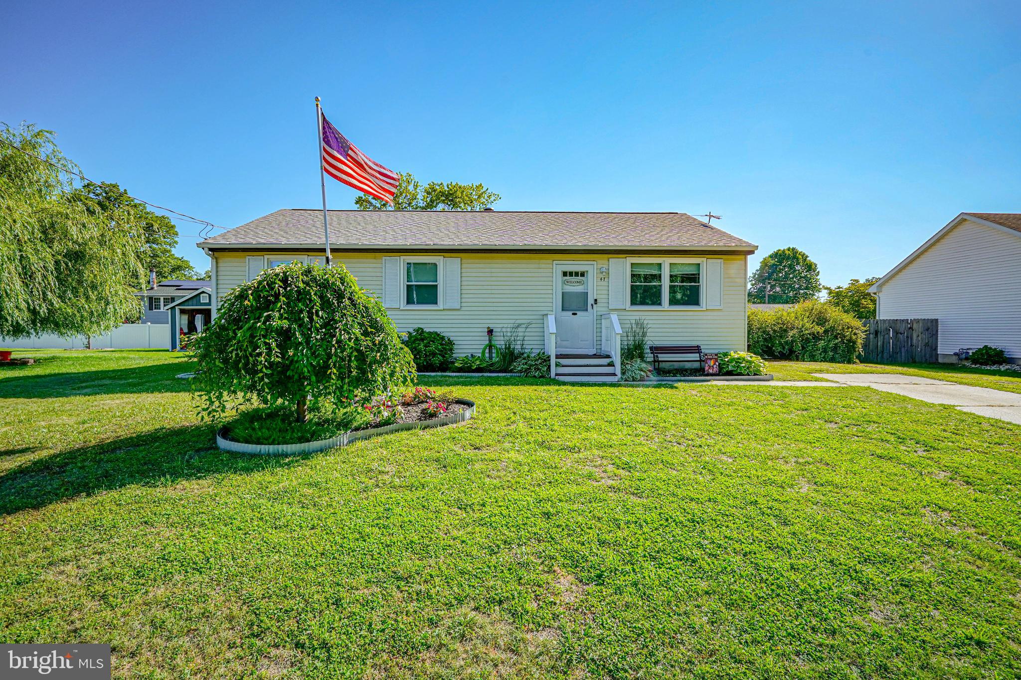 47 Princeton Road Pennsville, NJ 08070 - Photo 2 of 35 ROOF 3 years old!