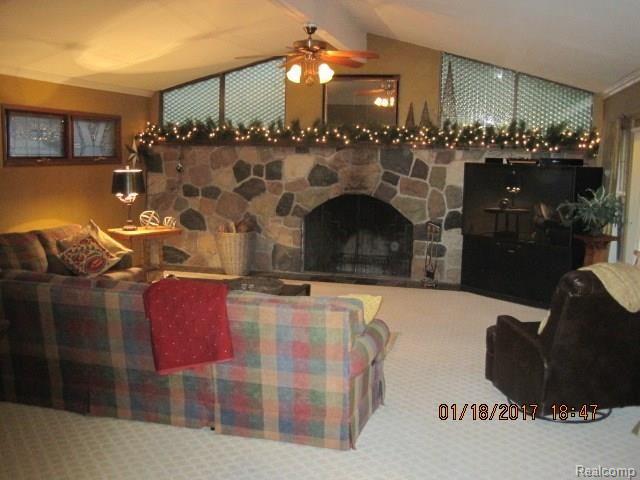 26100 Barbados Road Farmington Hills, MI 48334 - Photo 9 of 15