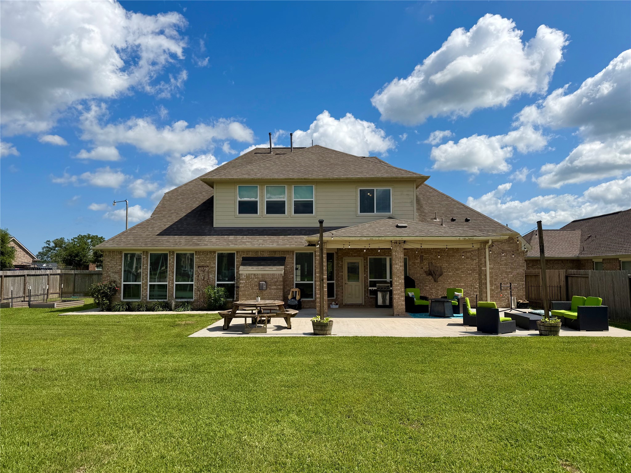 1217 Laurel Loop Angleton, TX 77515 - Photo 47 of 50