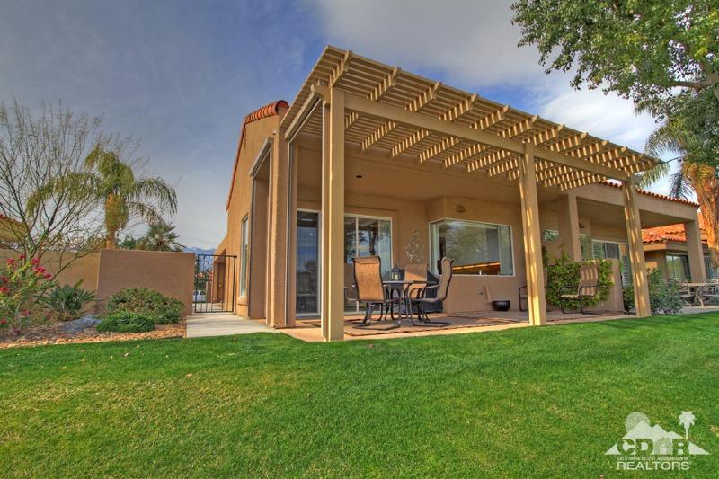 39 Colonial Drive Rancho Mirage, CA 92270 - Photo 27 of 34 a view of a house with backyard and porch
