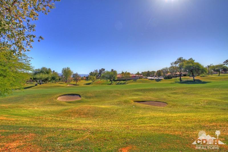 39 Colonial Drive Rancho Mirage, CA 92270 - Photo 29 of 34 a view of an ocean from a building