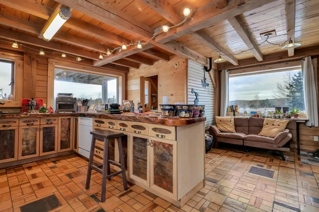 $285,000 | 60 U.S. Rte 1, Whiting, ME 04691