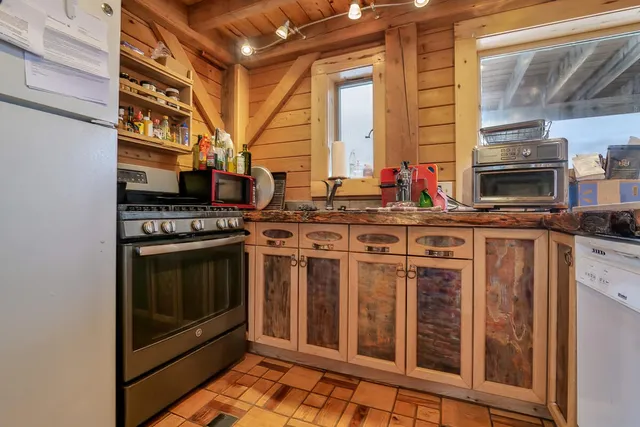 $285,000 | 60 U.S. Rte 1, Whiting, ME 04691