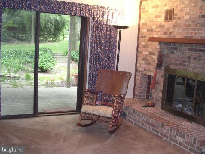 11505 Emack Road Beltsville, MD 20705 - Photo 9 of 17 Family Room #2