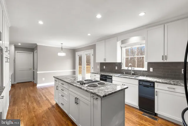 $925,000 | 3662 Blackberry Lane, Ellicott City, MD 21042