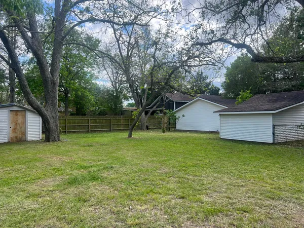 $199,000 | 1011 Prairie Street, Columbus, TX 78934