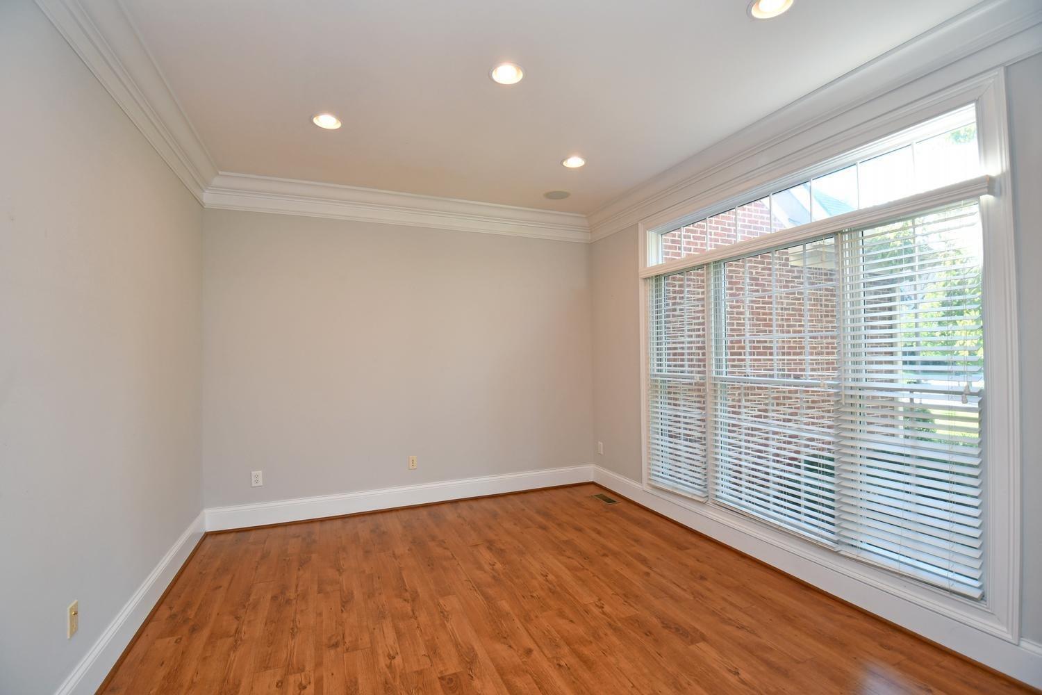 3881 The Ridings Mason, OH 45040 - Photo 4 of 50