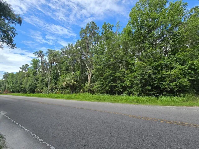 $99,000 | 329 N Highway, Micanopy, FL 32667