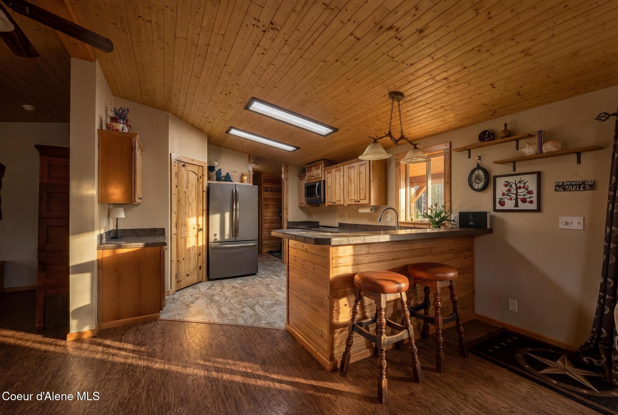 415 Hummingbird Drive Sandpoint, ID 83864 - Photo 13 of 72 IMG_0137