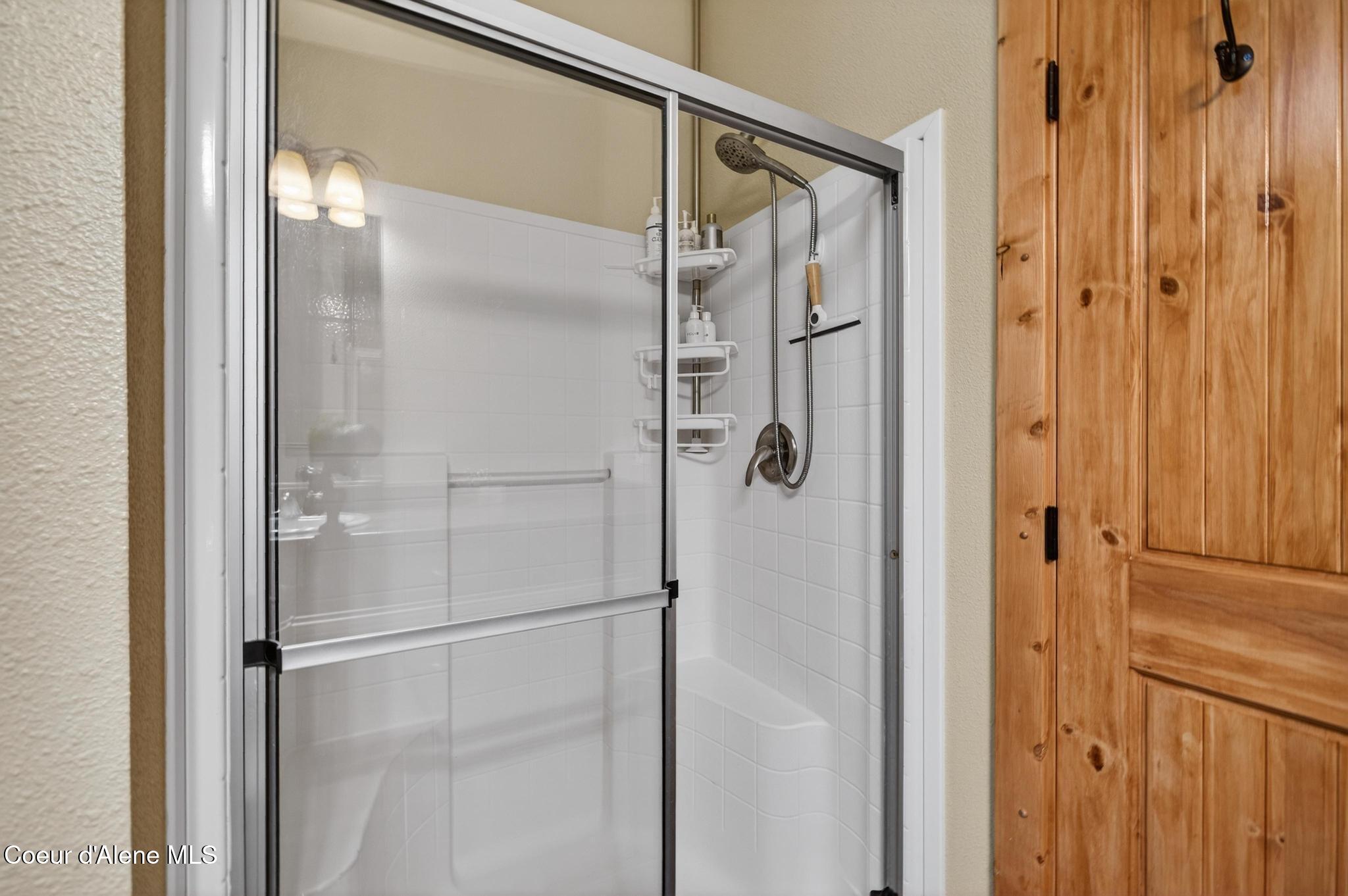 415 Hummingbird Drive Sandpoint, ID 83864 - Photo 24 of 72 IMG_0183