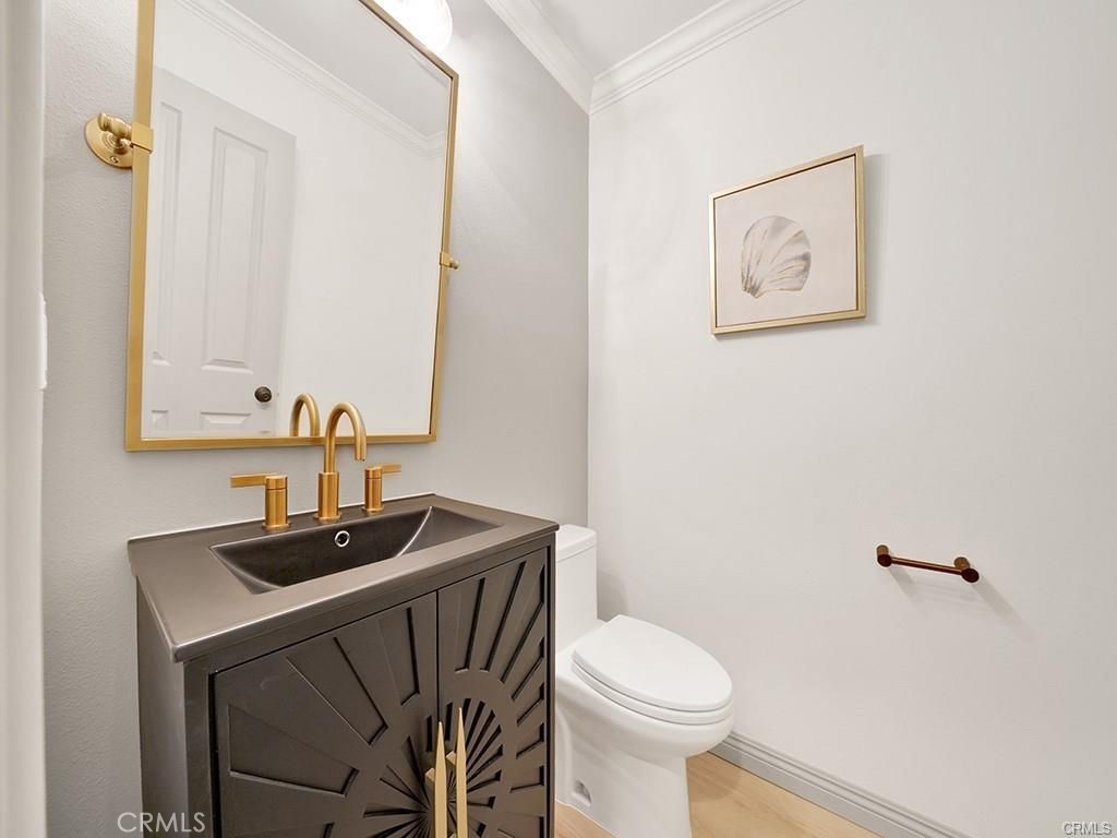 79 Modesto, Unit 96 Irvine, CA 92602 - Photo 29 of 35 Powder Room