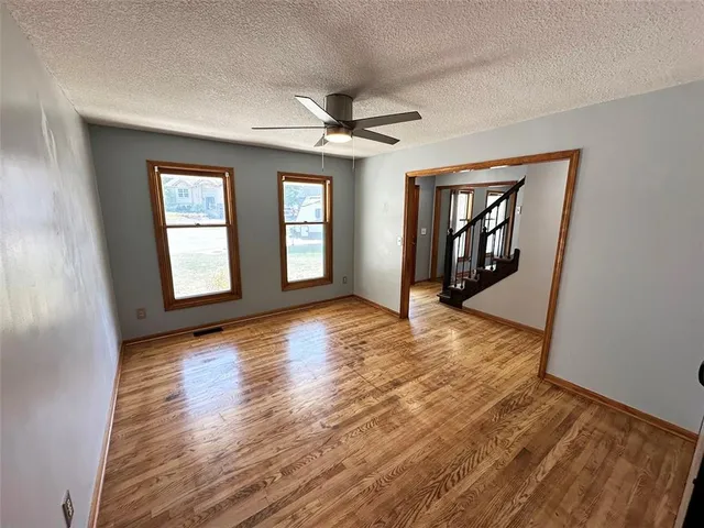 $389,900 | 1152 Southwest Pacific Circle, Lee's Summit, MO 64081