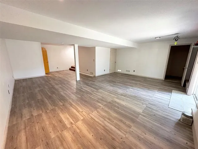 $389,900 | 1152 Southwest Pacific Circle, Lee's Summit, MO 64081