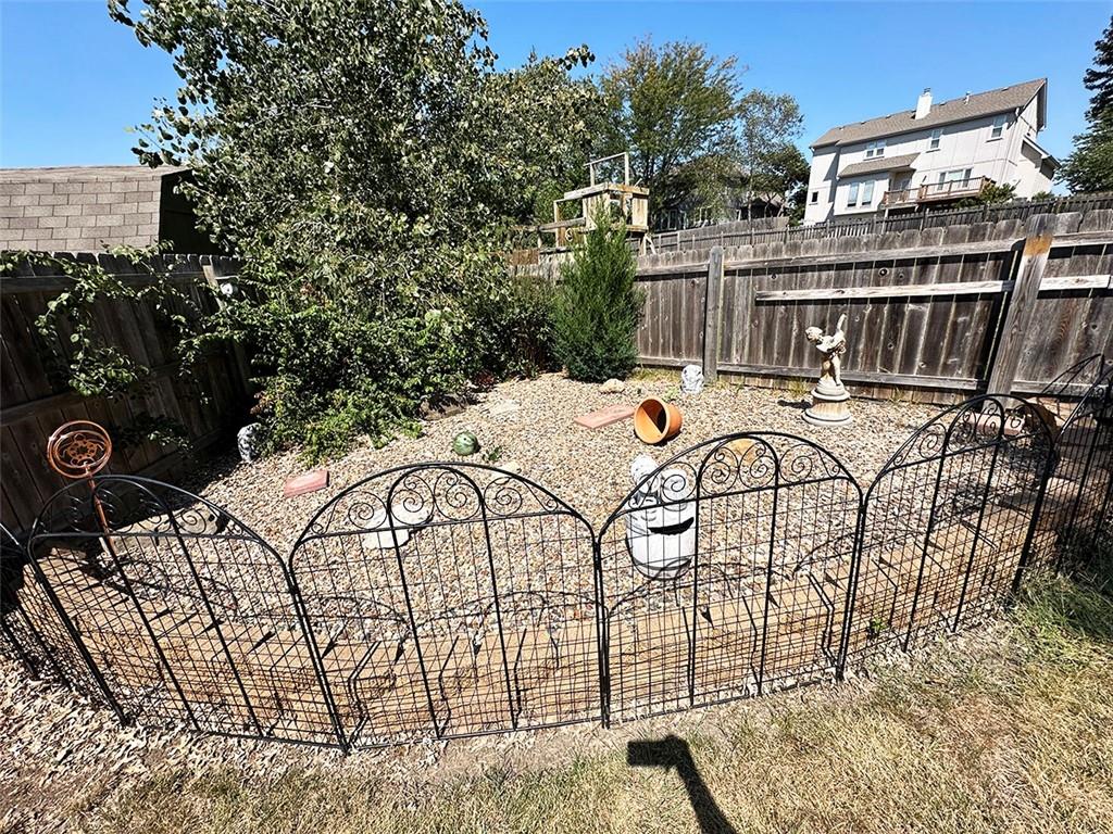 1152 Southwest Pacific Circle Lee's Summit, MO 64081 - Photo 62 of 97