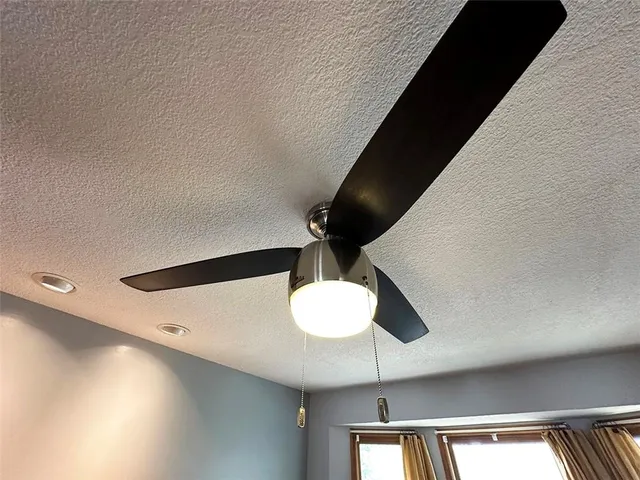 $389,900 | 1152 Southwest Pacific Circle, Lee's Summit, MO 64081