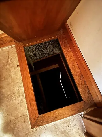 $389,900 | 1152 Southwest Pacific Circle, Lee's Summit, MO 64081