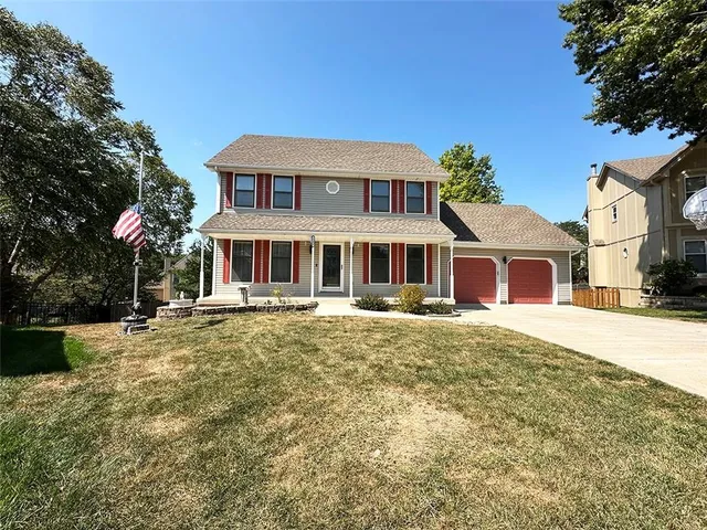 $389,900 | 1152 Southwest Pacific Circle, Lee's Summit, MO 64081