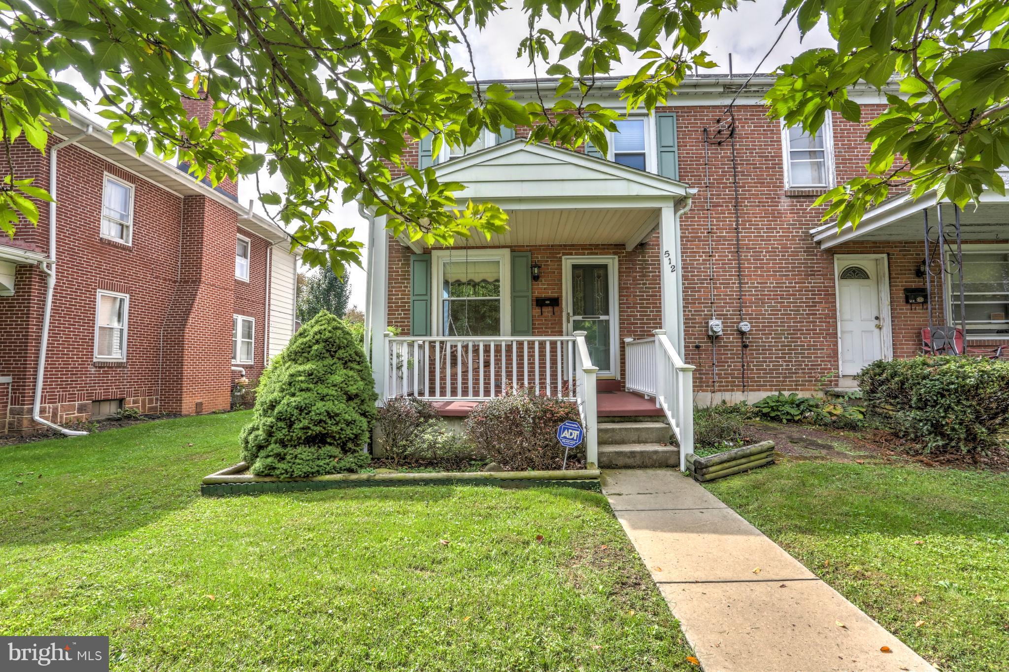 512 Locust Street Denver, PA 17517 - Photo 2 of 35