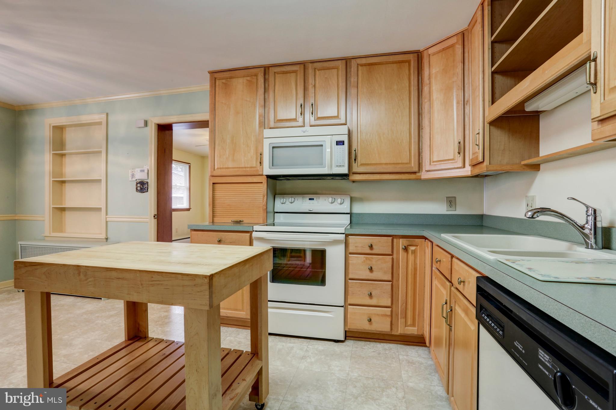 512 Locust Street Denver, PA 17517 - Photo 14 of 35