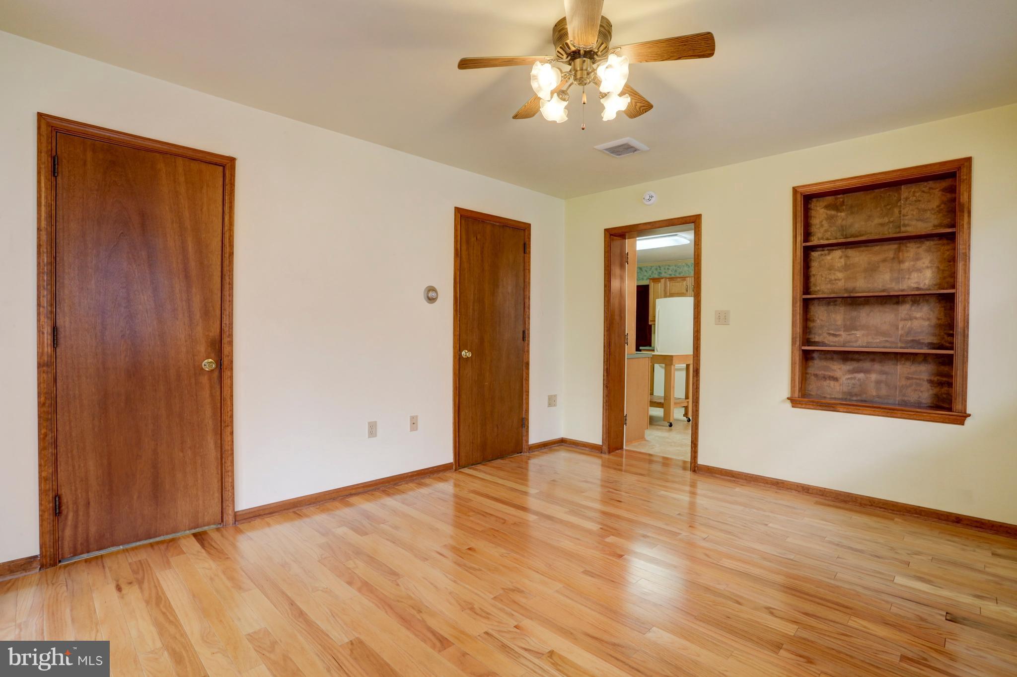 512 Locust Street Denver, PA 17517 - Photo 17 of 35