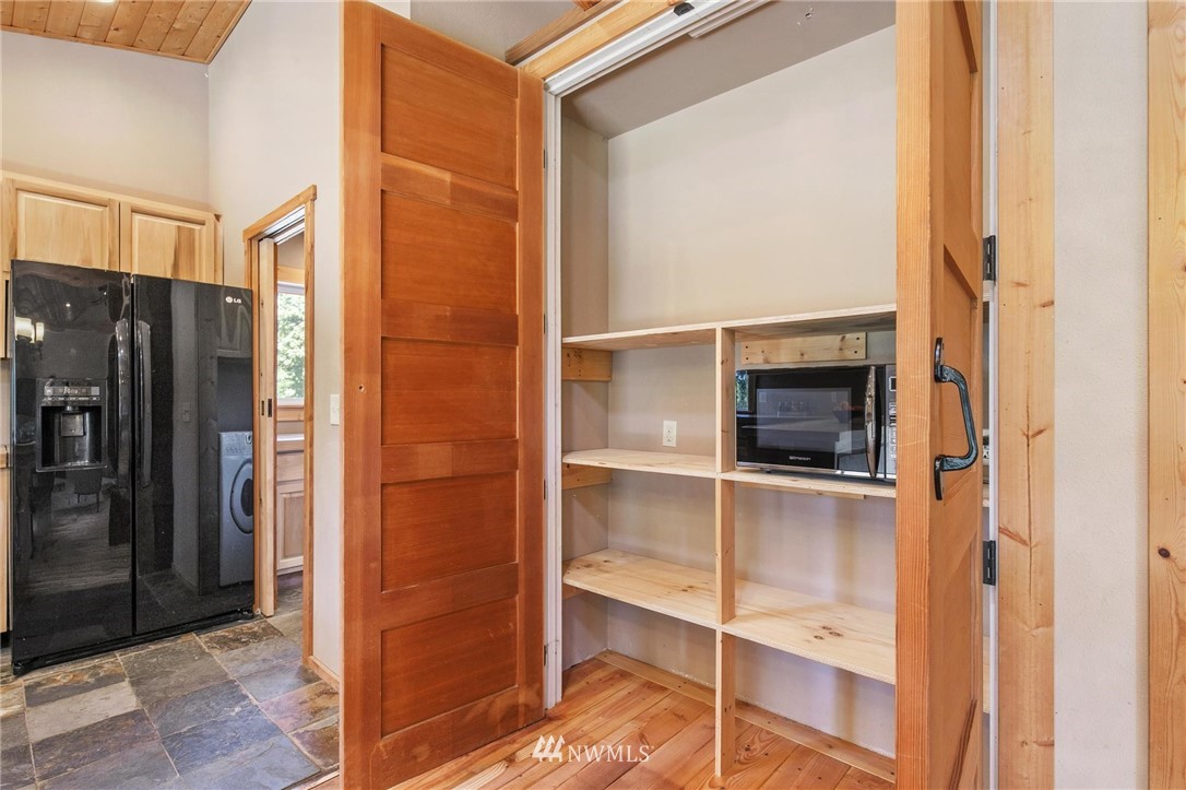 9871 Northeast Shorty Campbell Road Kingston, WA 98346 - Photo 14 of 30 Gallery Image 14