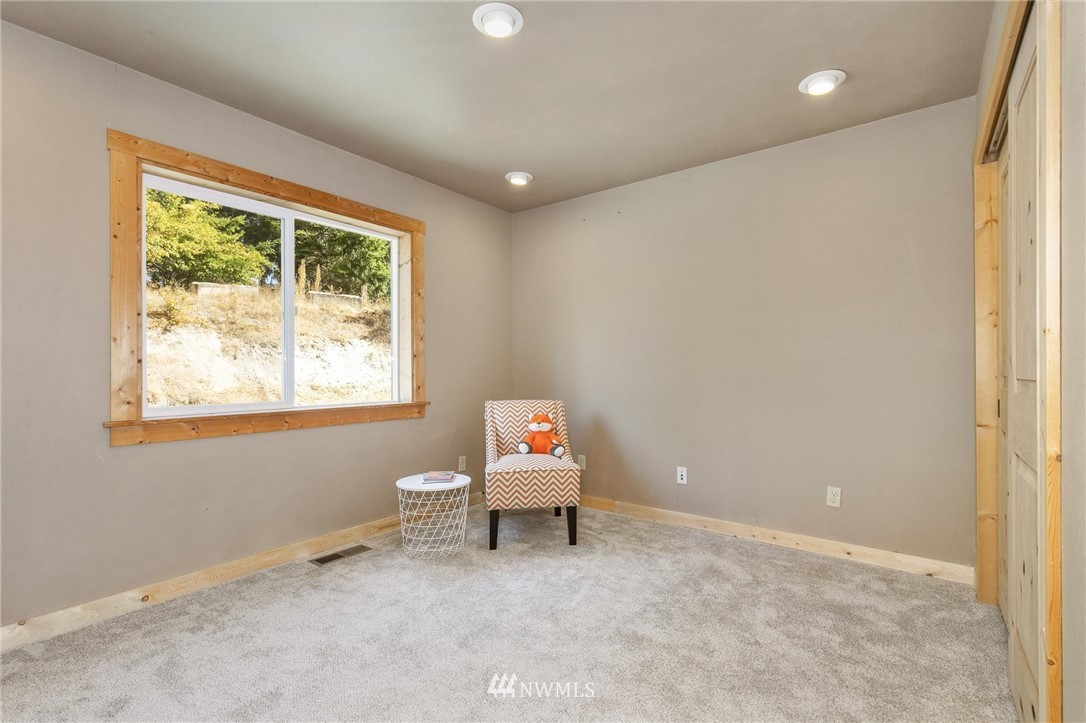 9871 Northeast Shorty Campbell Road Kingston, WA 98346 - Photo 23 of 30 Gallery Image 23