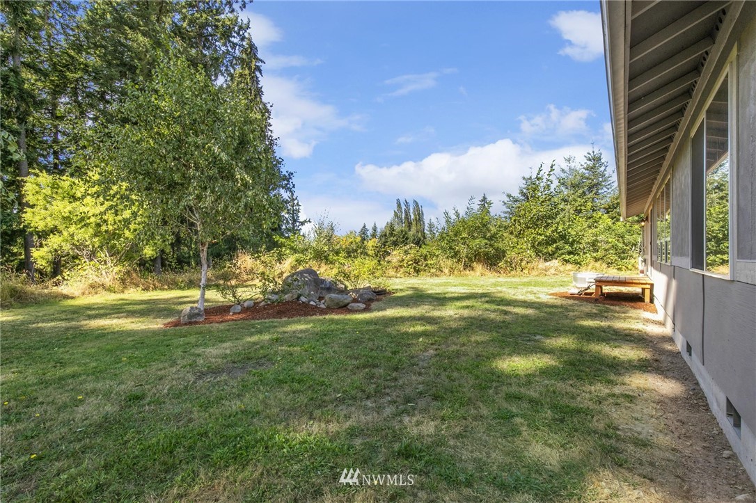 9871 Northeast Shorty Campbell Road Kingston, WA 98346 - Photo 4 of 30 Gallery Image 4
