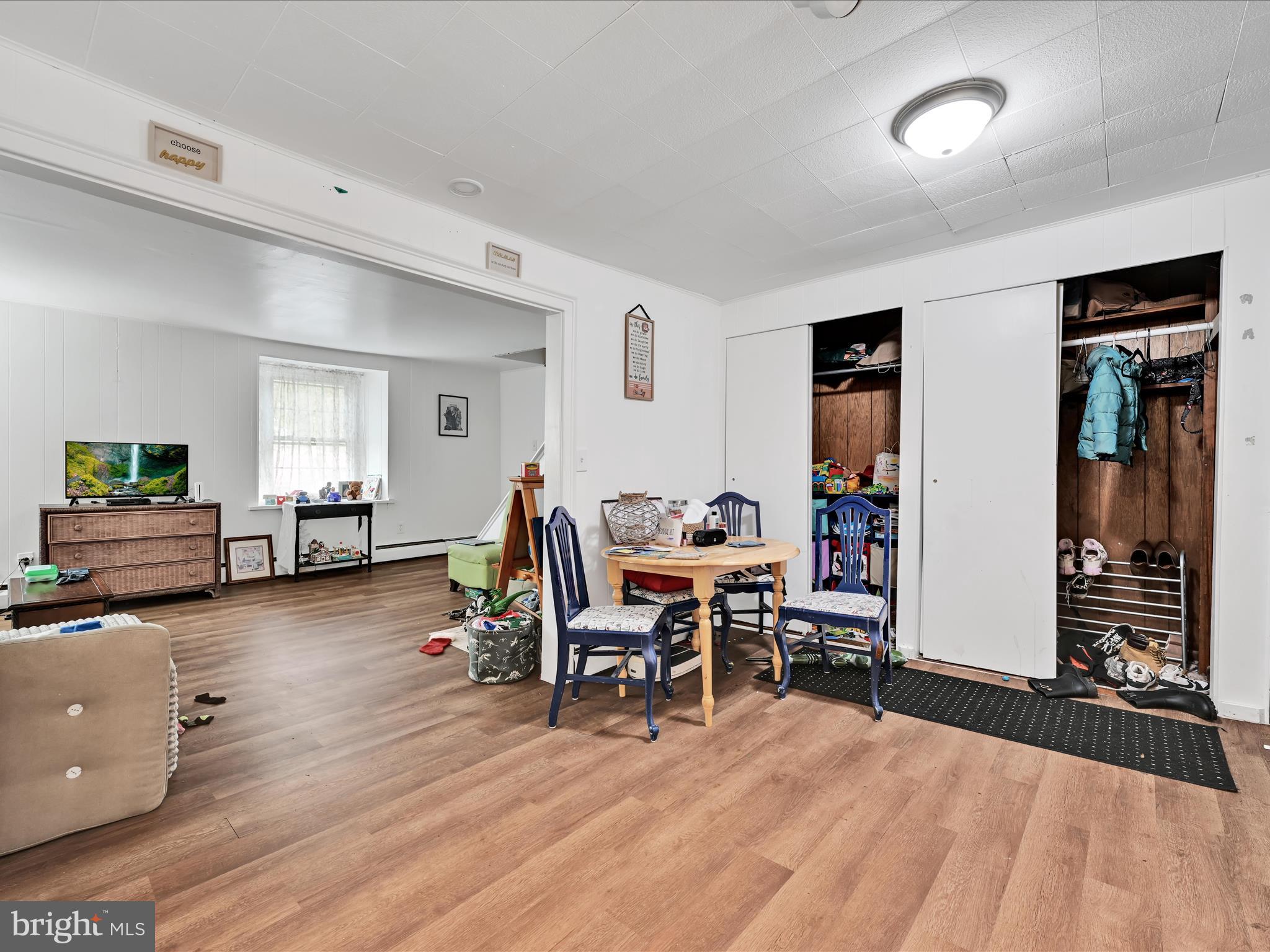 103 Mercer Mill Road Landenberg, PA 19350 - Photo 14 of 42 a living room with furniture and wooden floor