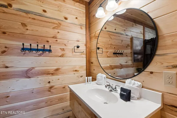 $2,215,000 | 753 Bethlehem Way, Sevierville, TN 37876