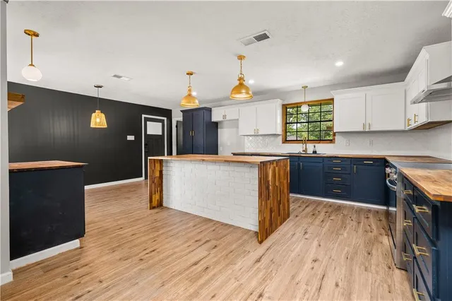 $328,000 | 1805 Susek Drive, Pineville, LA 71360