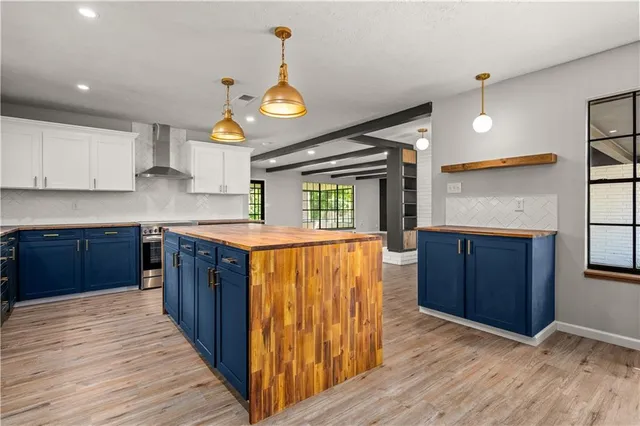 $328,000 | 1805 Susek Drive, Pineville, LA 71360