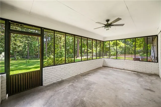 $328,000 | 1805 Susek Drive, Pineville, LA 71360