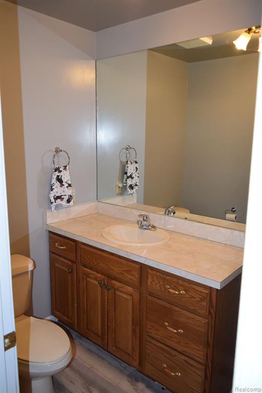 4440 Elms Road Flushing, MI 48433 - Photo 13 of 26