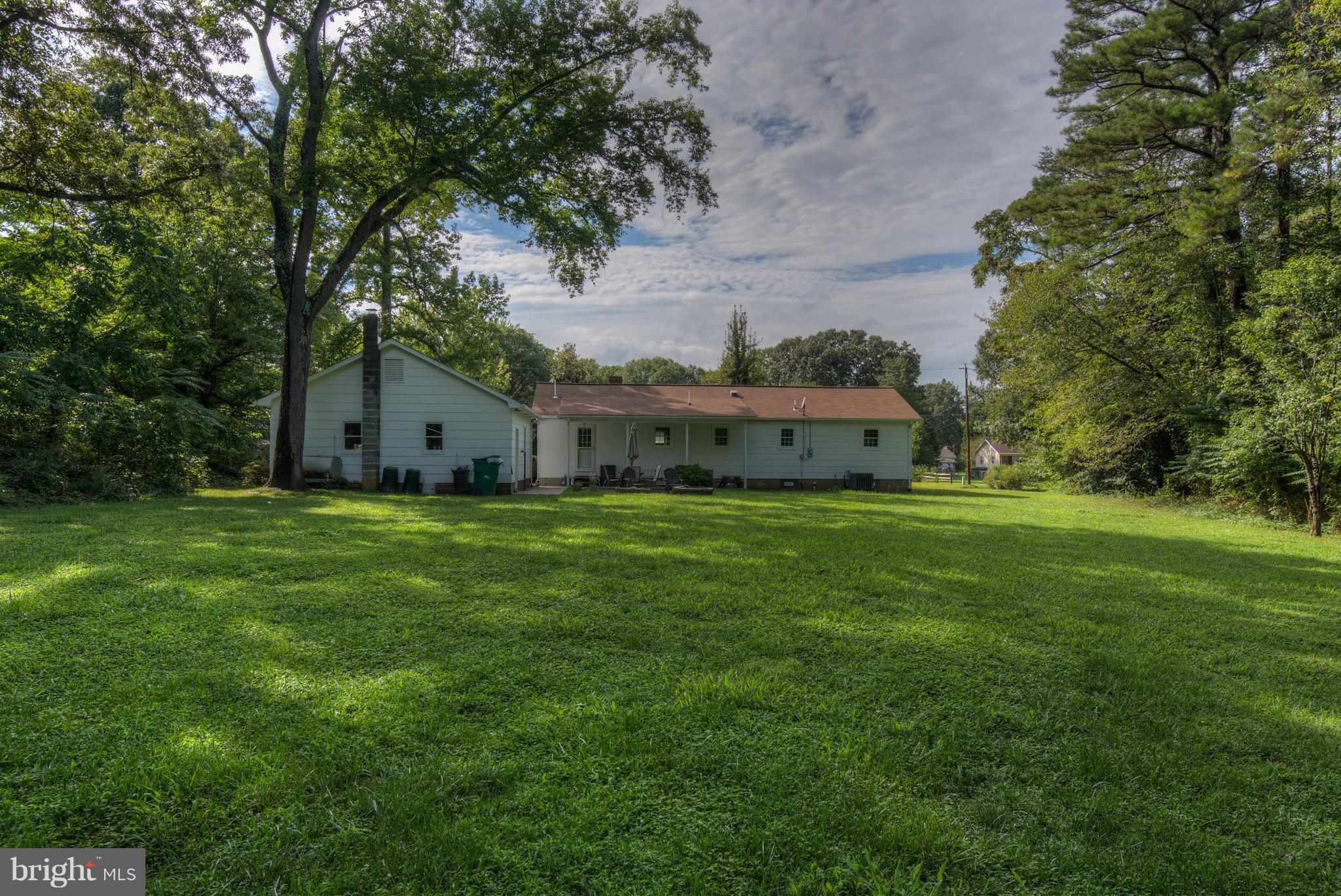13192 Round Hill Road King George, VA 22485 - Photo 22 of 27 Exterior (Rear)