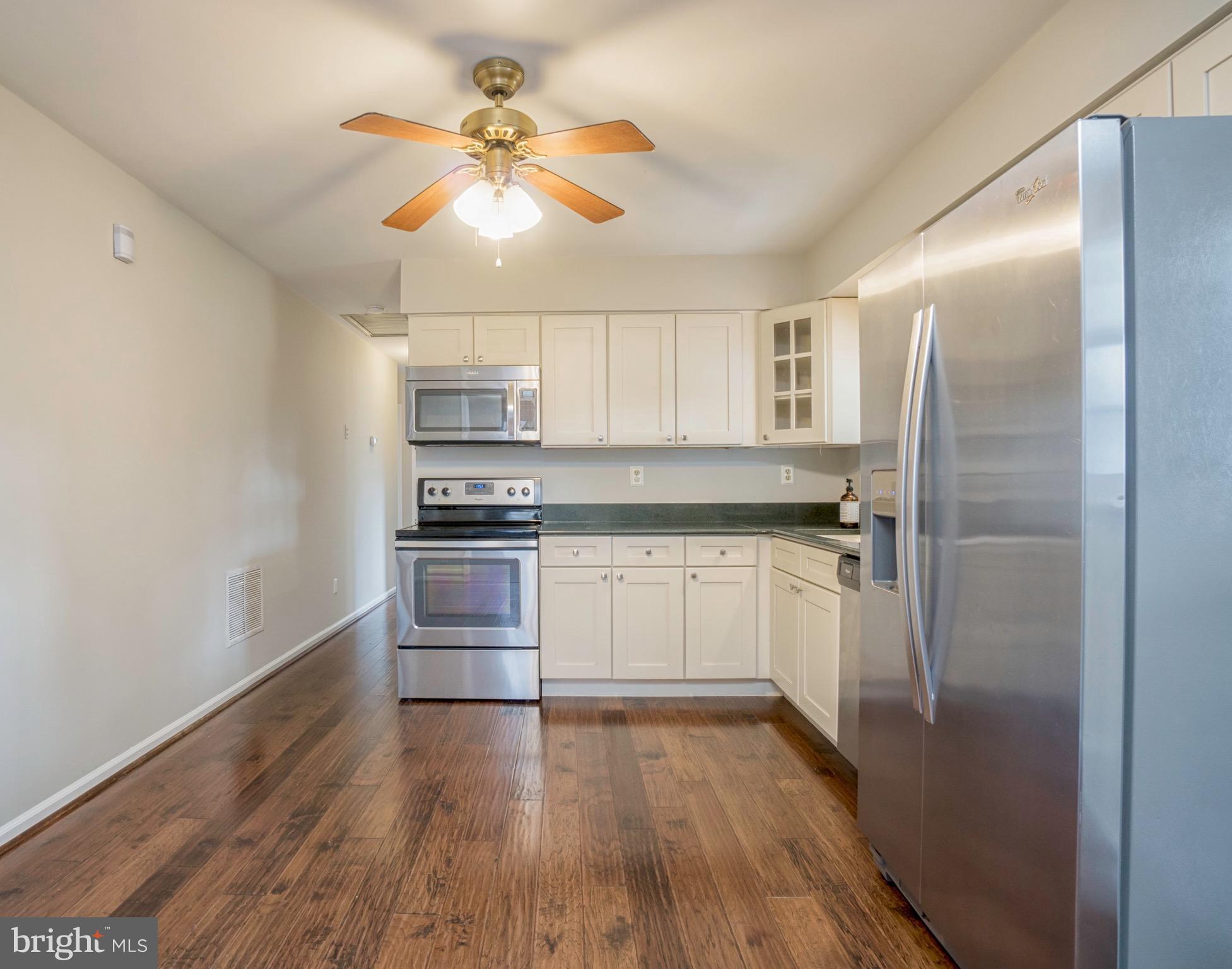 13192 Round Hill Road King George, VA 22485 - Photo 8 of 27 Kitchen
