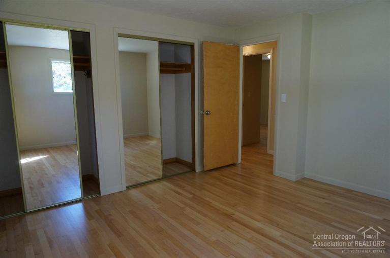 61210 Parrell Road Bend, OR 97702 - Photo 16 of 21 Additional Photo