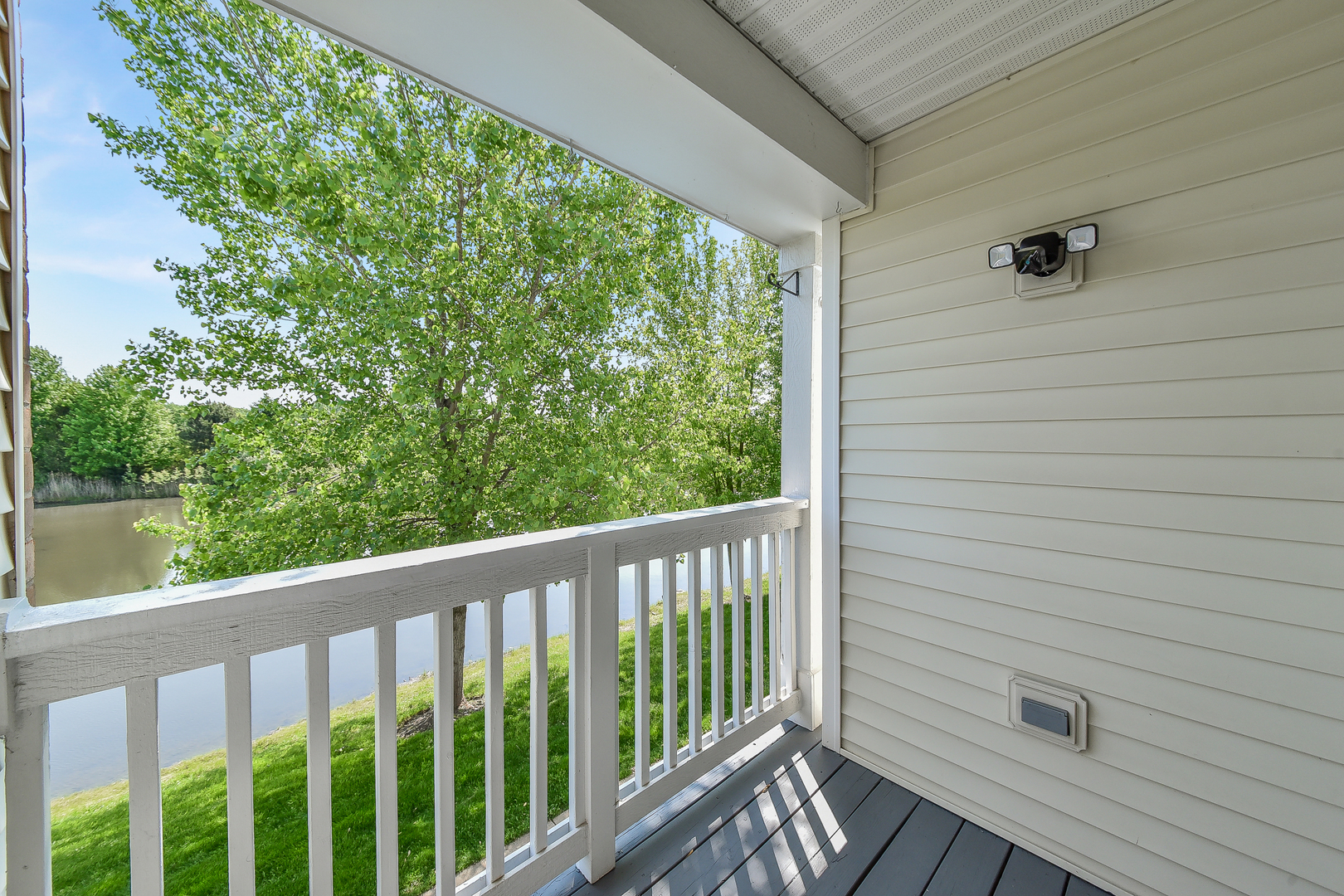 1556 McClure Road, Unit 1556 Aurora, IL 60505 - Photo 14 of 17 a view of a balcony