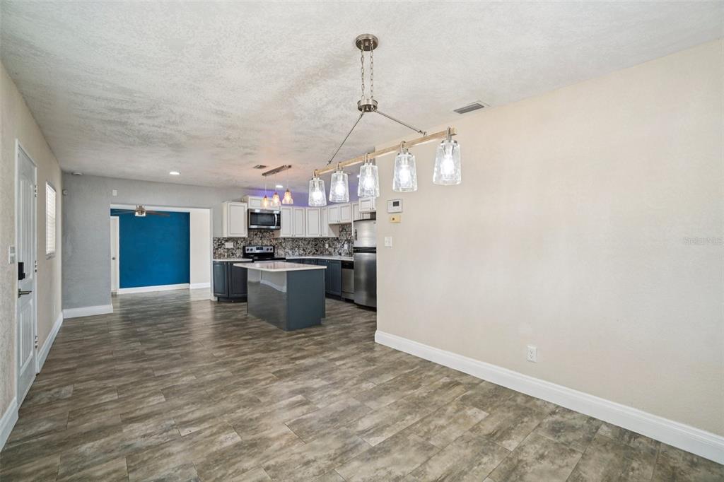 541 Firefly Lane Apollo Beach, FL 33572 - Photo 13 of 34