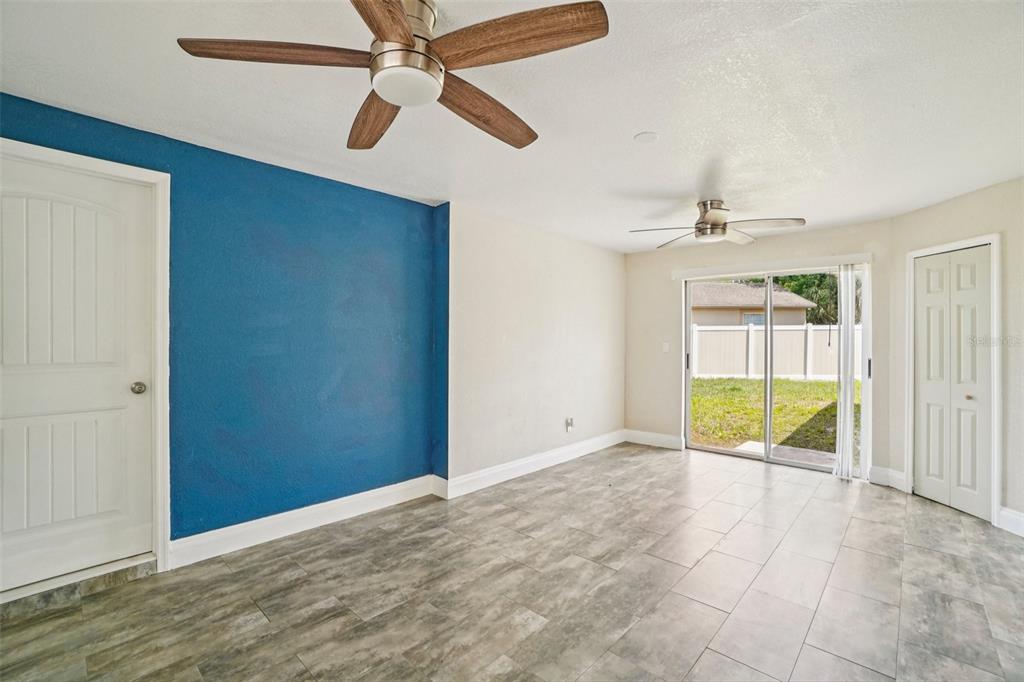 541 Firefly Lane Apollo Beach, FL 33572 - Photo 17 of 34