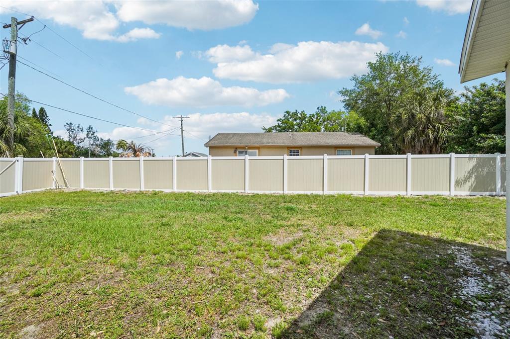541 Firefly Lane Apollo Beach, FL 33572 - Photo 28 of 34