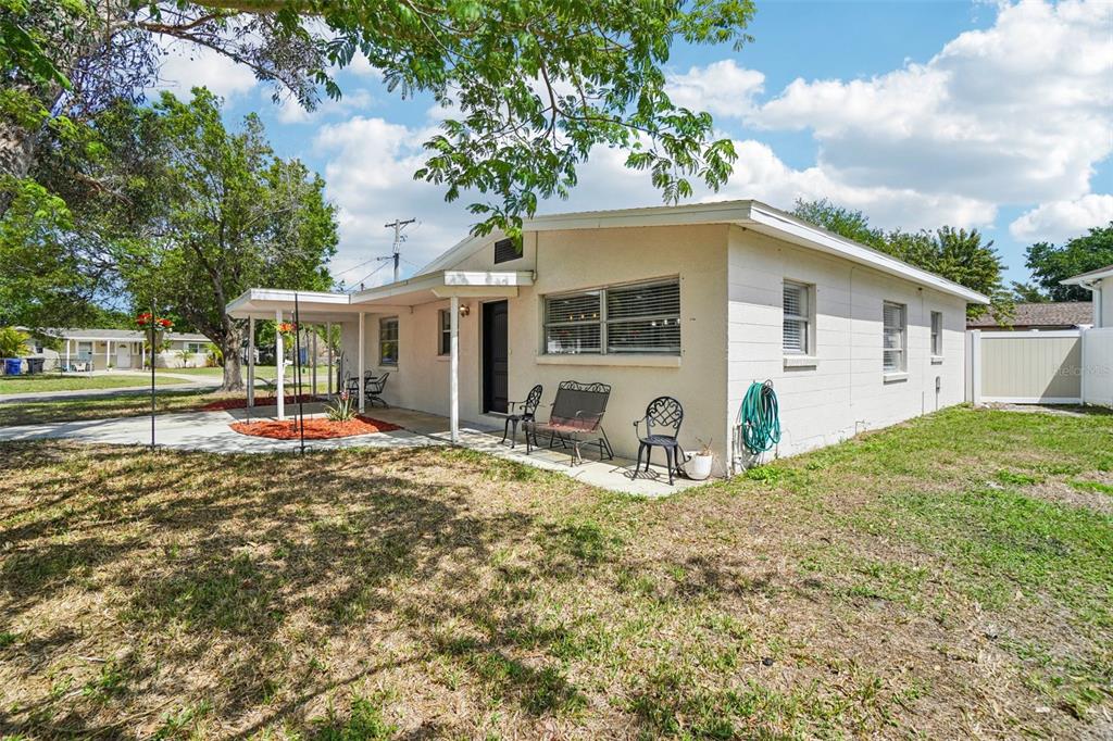 541 Firefly Lane Apollo Beach, FL 33572 - Photo 5 of 34
