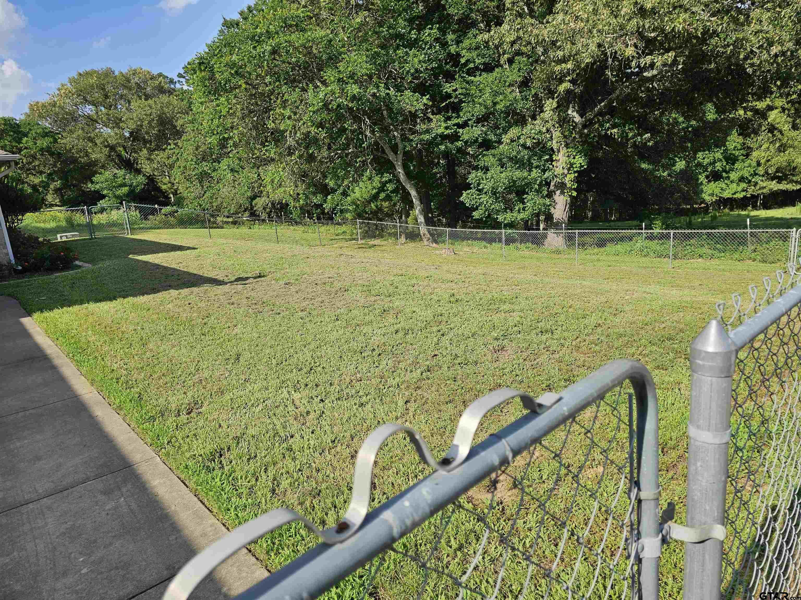 1316 Brown Road Henderson, TX 75652 - Photo 23 of 25