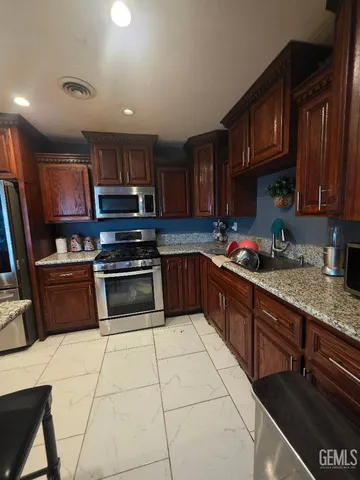 $340,000 | Undisclosed Address, Delano, CA 93215